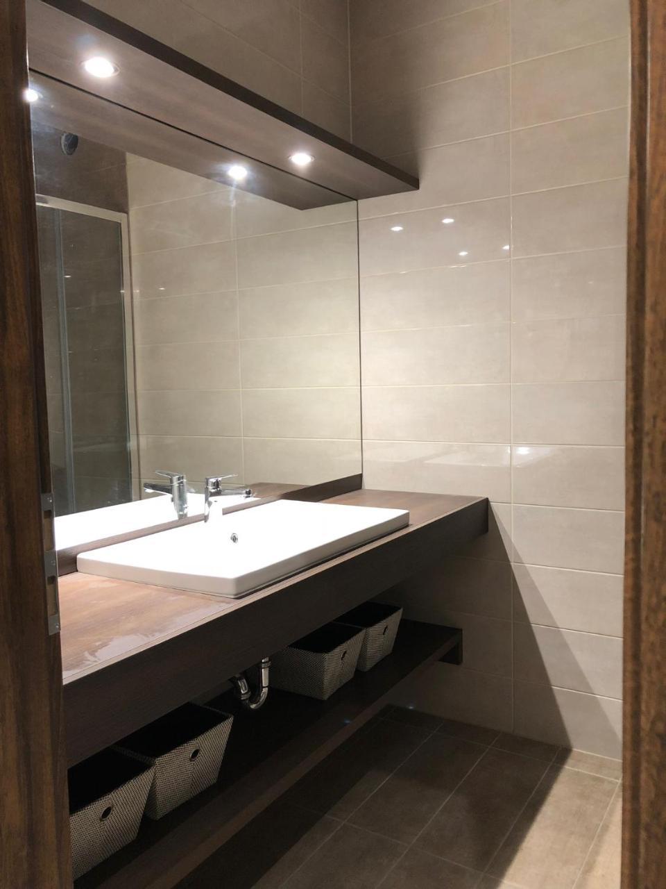 שיופוק Nice Wellness Apartman מראה חיצוני תמונה