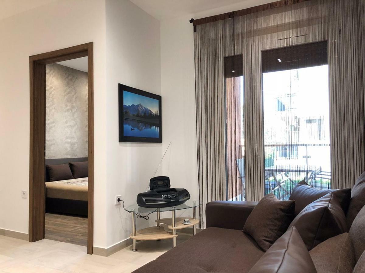 שיופוק Nice Wellness Apartman מראה חיצוני תמונה