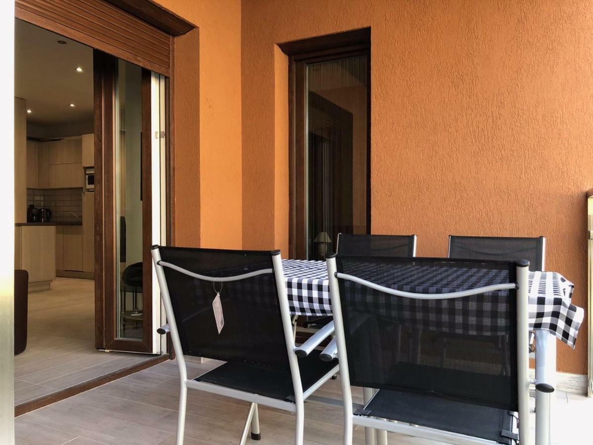 שיופוק Nice Wellness Apartman מראה חיצוני תמונה